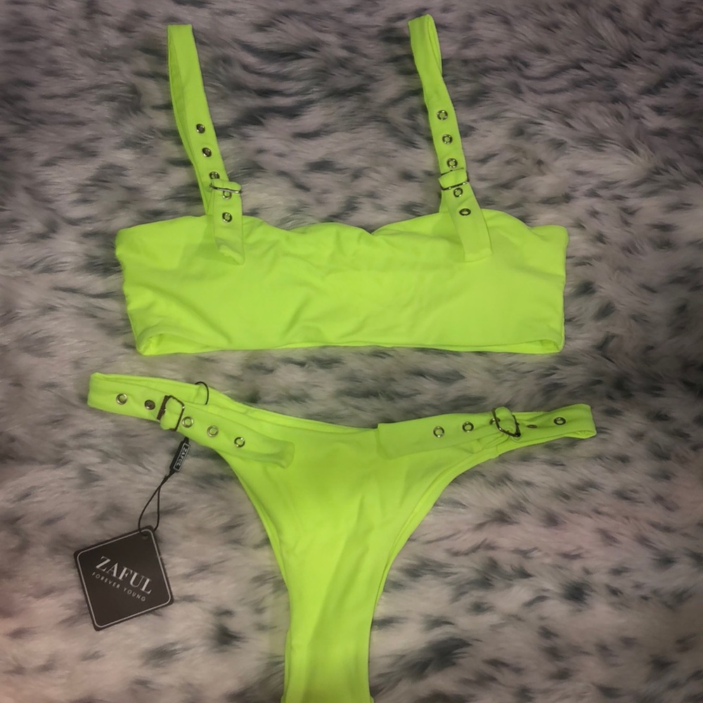 Two pice swim set𓆉